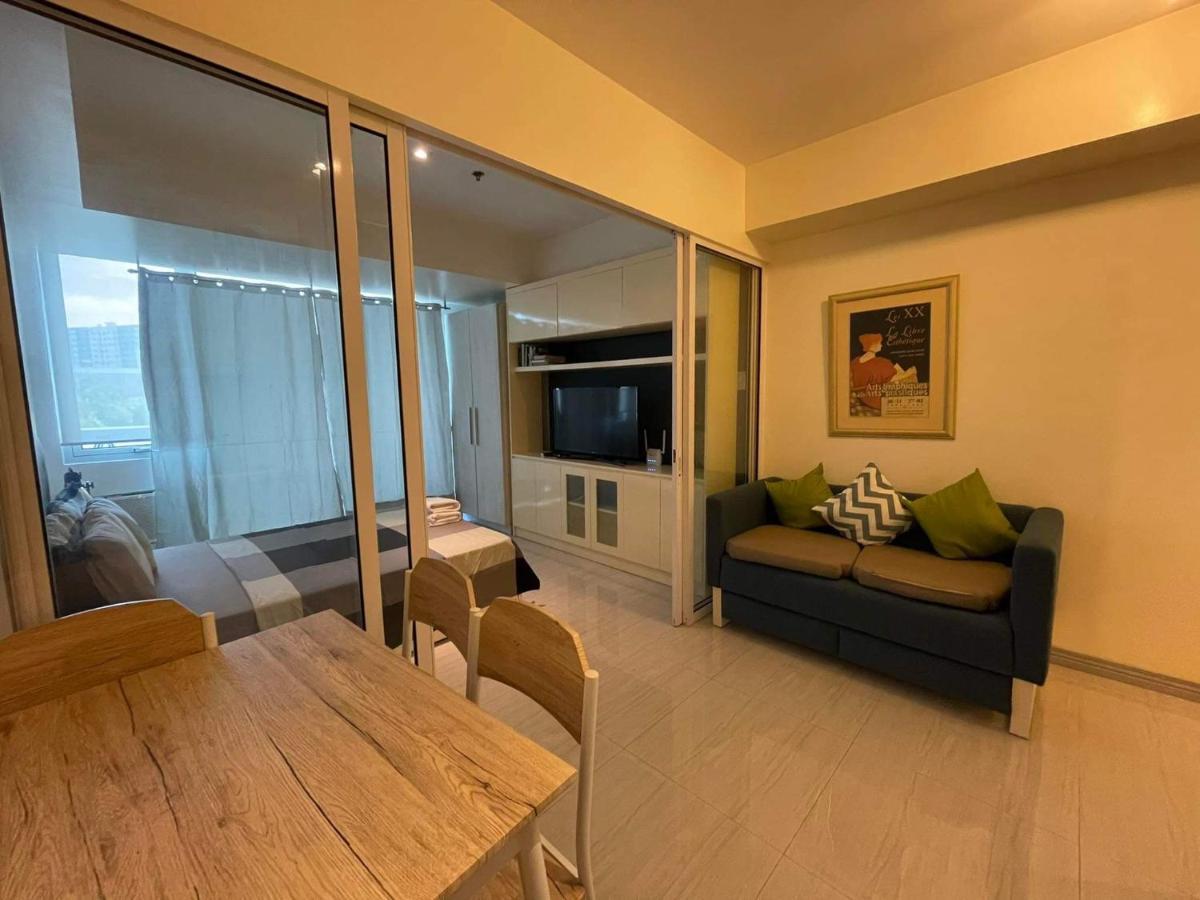 Azure Urban Resort With Wifi And Netflix Пасай Екстериор снимка