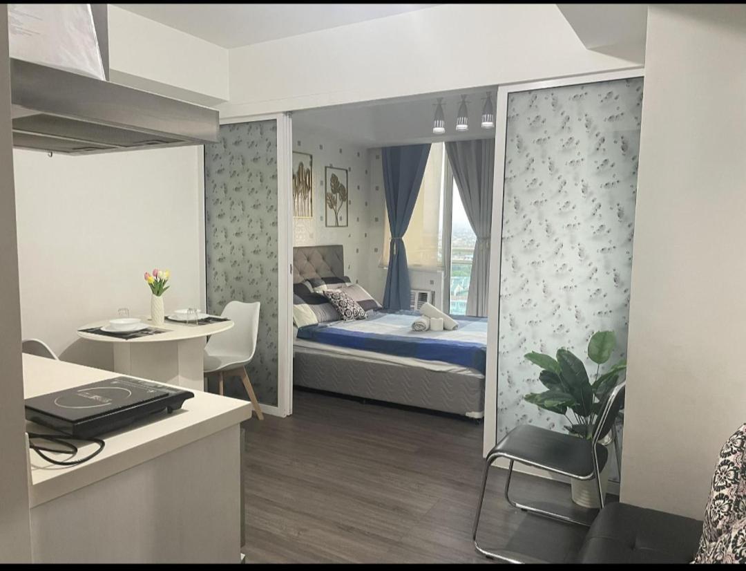 Azure Urban Resort With Wifi And Netflix Пасай Екстериор снимка